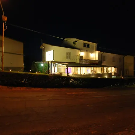 Hotel&ristorante L'angoletto In