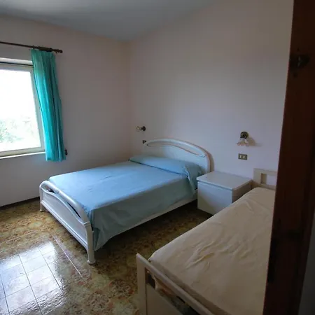 Hotel & Ristorante L'angoletto In Selci (Lazio)